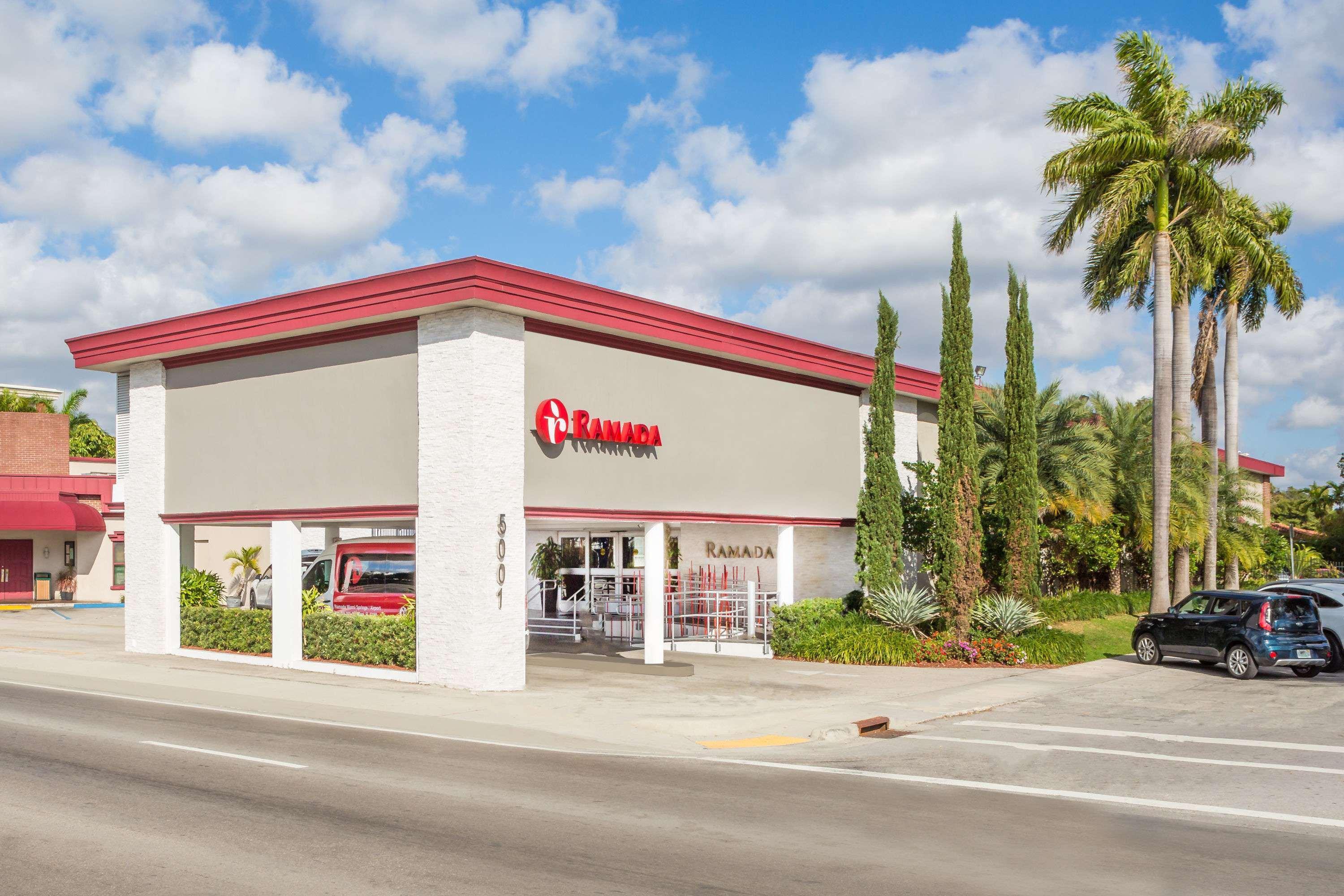 Ramada By Wyndham Miami Springs/Miami International Airport Ξενοδοχείο Εξωτερικό φωτογραφία